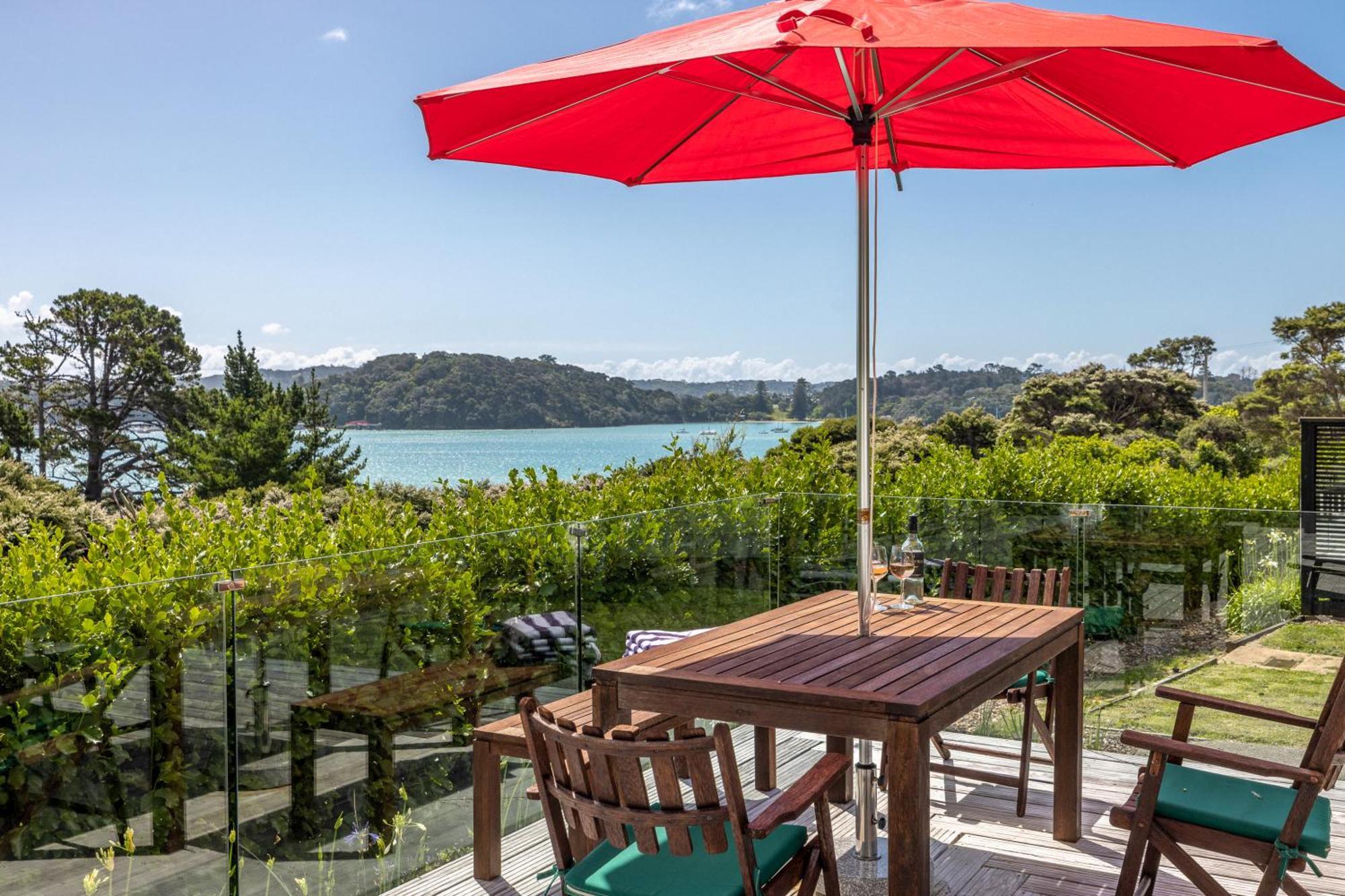 Te Whau Bach Apartments - Stay Waiheke Te Whau Bay Eksteriør billede